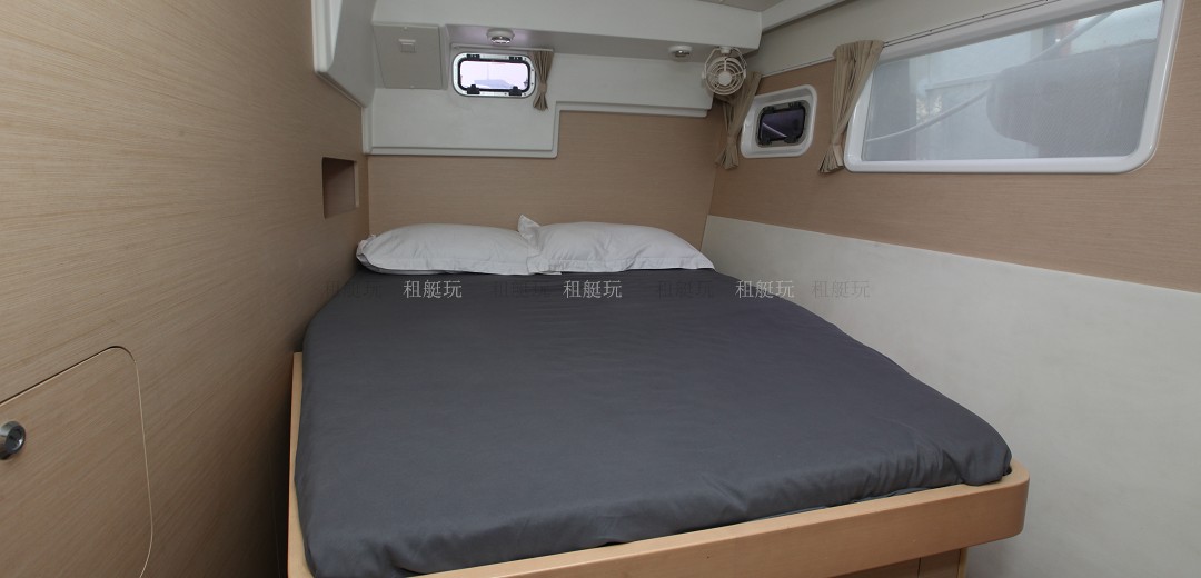  法國藍(lán)高 Lagoon400
